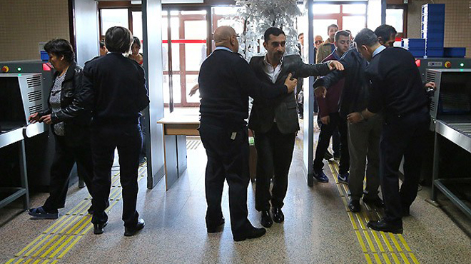 Adliyelerdeki güvenlik önlemleri tartışılıyor