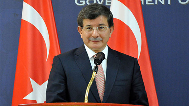 Davutoğlu'ndan Noel mesajı
