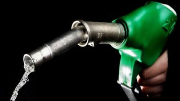 Benzine indirim yapıldı