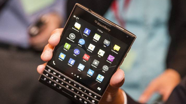 Blackberry, iPhone'dan vazgeçenlere 550 dolar verecek
