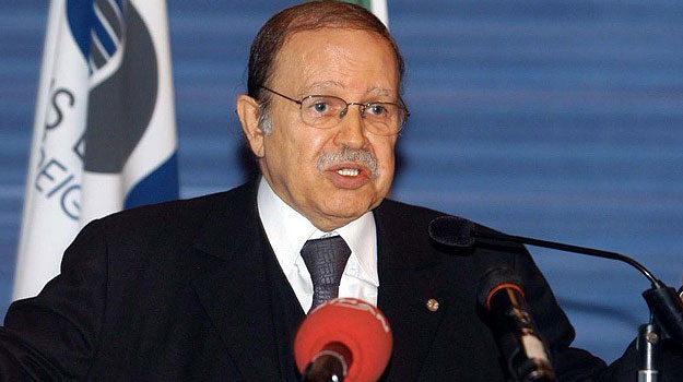 Buteflika Fransa'da hastaneye kaldırıldı