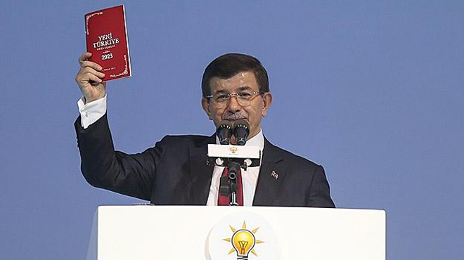 Davutoğlu başkanlık sisteminin detaylarını açıkladı