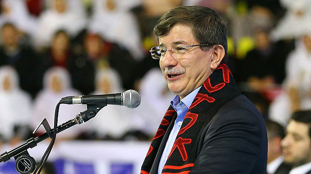 Davutoğlu: Çapulculardan AK gençlik çıkarın