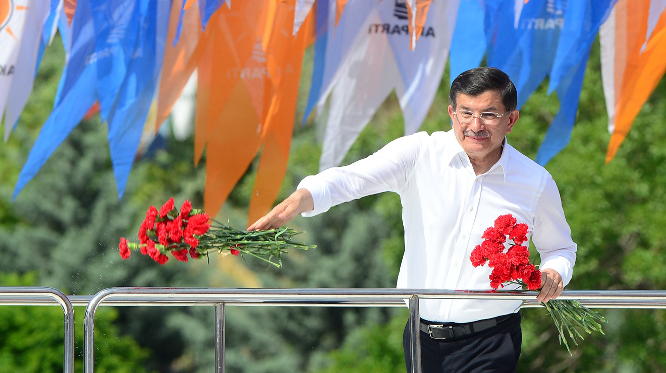 Davutoğlu Orgeneral Özel ve Fidan ile görüştü