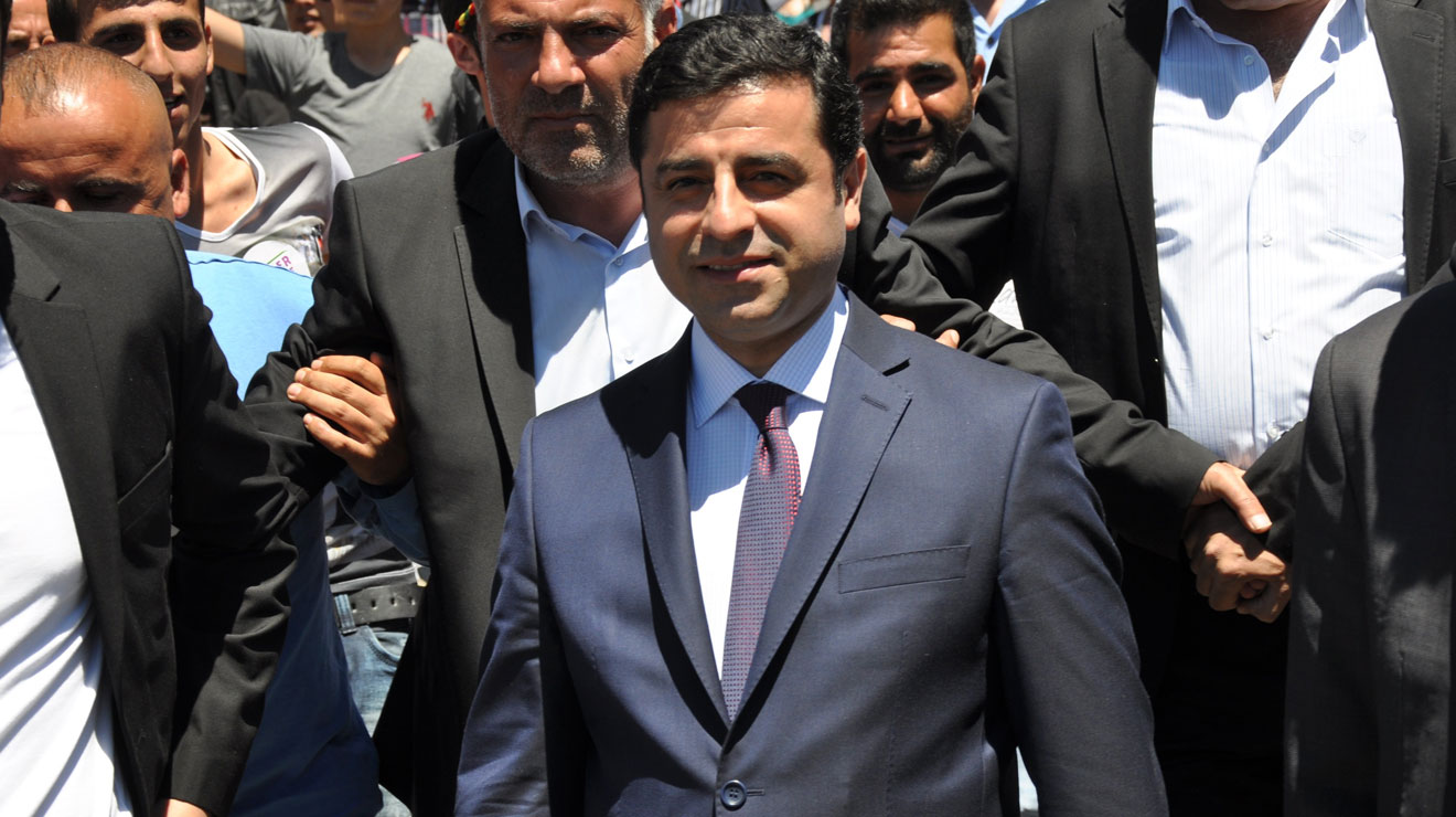 Demirtaş: Türkiye koalisyonla yoluna devam etmeli