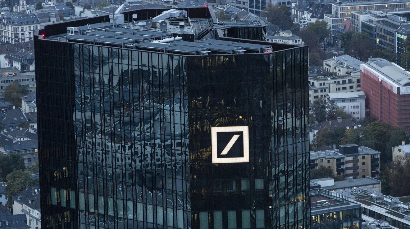 En büyük risk Deutsche Bank'ta