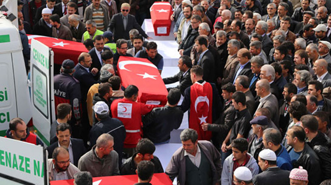 Ermenek'te 5 madencinin cenazesi toprağa verildi