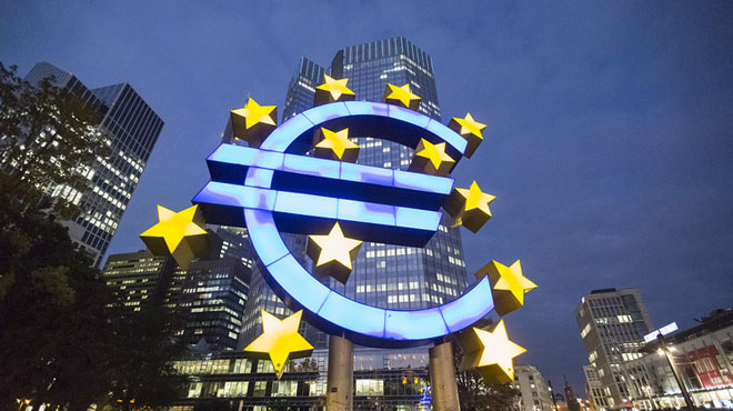 'Euro Bölgesi 2015 performansıyla şaşırtabilir'