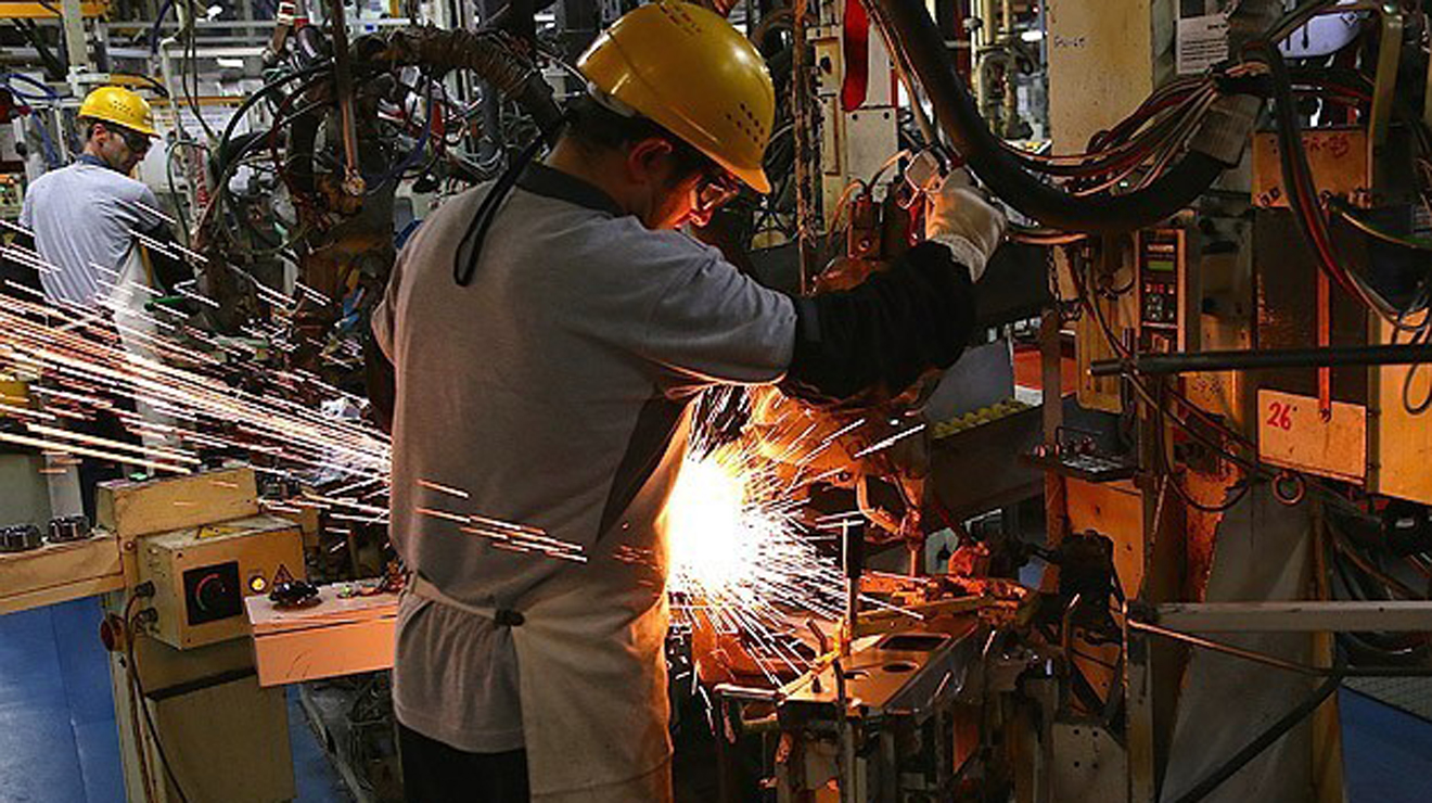 Euro Bölgesi`nde sanayi üretimi geriledi