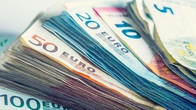 Euro/TL rekor tazeledi