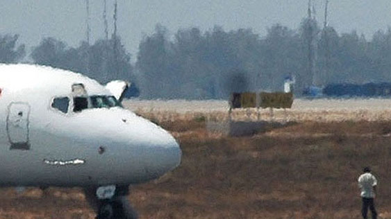 Fas, Libya'ya uçak seferlerini askıya aldı
