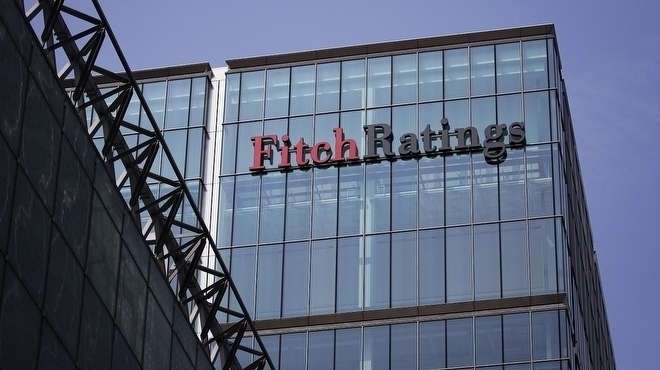 Fitch, Yunanistan'ın kredi notunu yükseltti