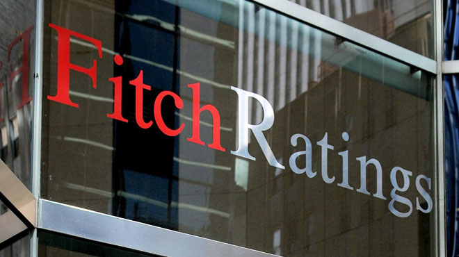 Fitch'ten bankalara borç uyarısı