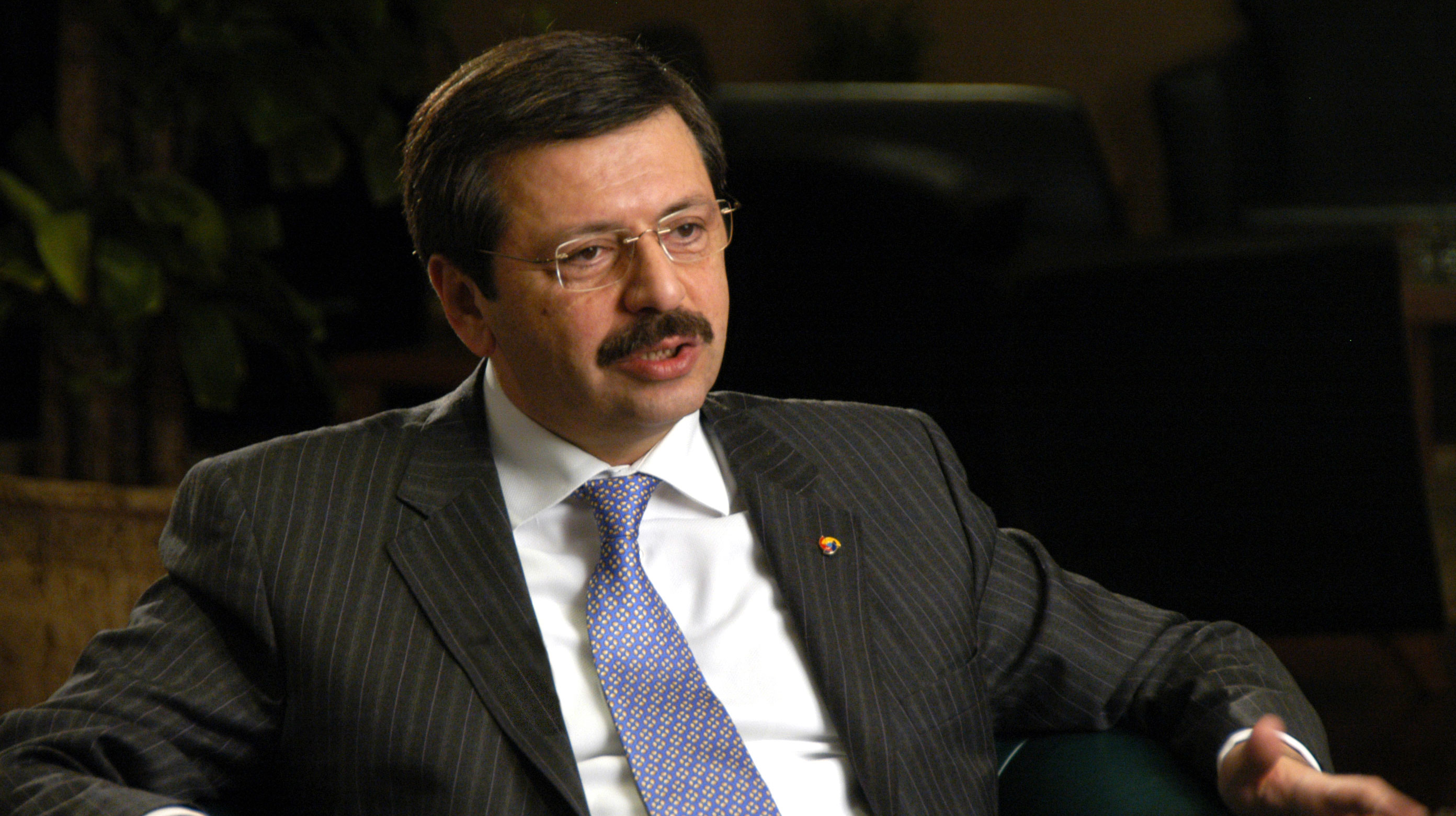 Hisarcıklıoğlu DEİK'in başkanlığından istifa etti