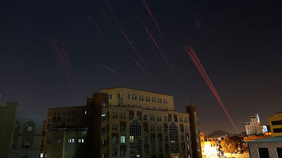 Husilere ait hedefler bombalandı