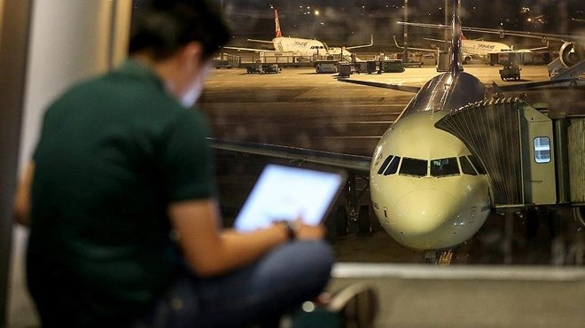 İngiltere, Sabiha Gökçen'deki laptop yasağını kaldırıyor
