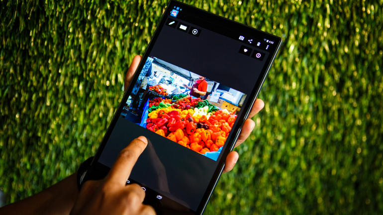 iPad Air 2'ye rakip çıktı: Dünyanın en ince yeni tableti