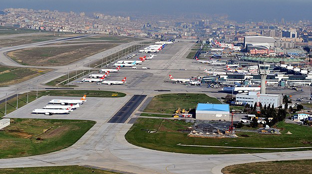 İstanbul'da havalimanları 80 milyon yolcu ağırladı