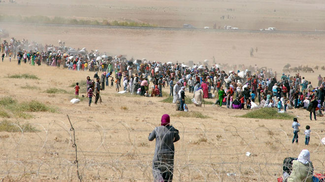Kobane'de çoğu yaşlı 700 kişi sıkışıp kaldı