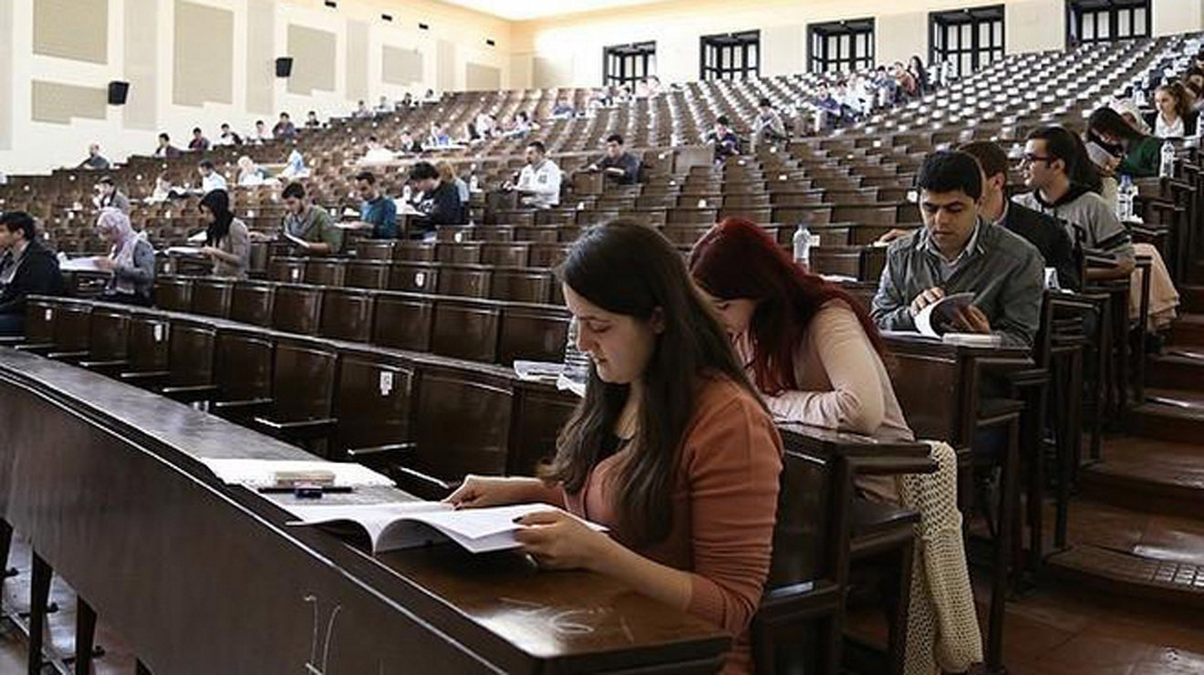 LYS'de ilk 25 bine girenlere burs verilecek