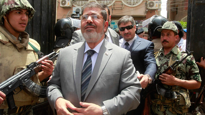 Mursi'nin davası ertelendi