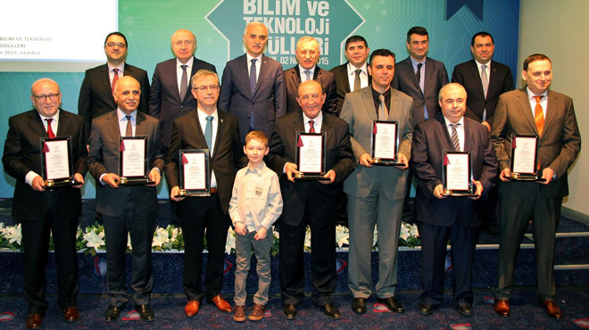 MÜSİAD 7. Bilim ve Teknoloji Ödülleri sahiplerini buldu