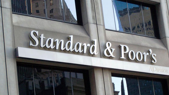 S&P Yunanistan'ın notunu düşürdü