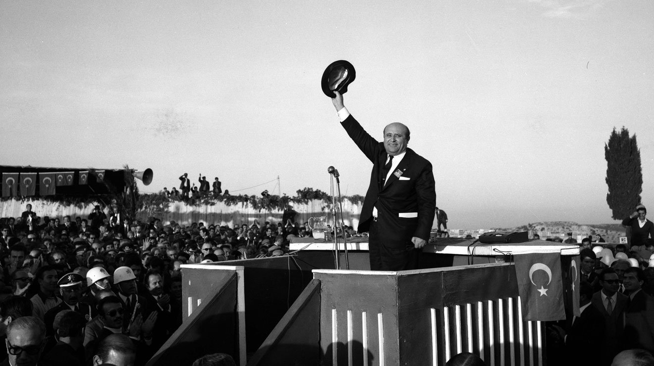 Fotoğraflarla 9. Cumhurbaşkanı Süleyman Demirel