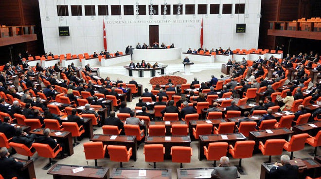 Suriye-Irak tezkeresi kabul edildi