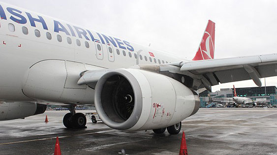 THY uçağı Nepal'de pistten çıktı