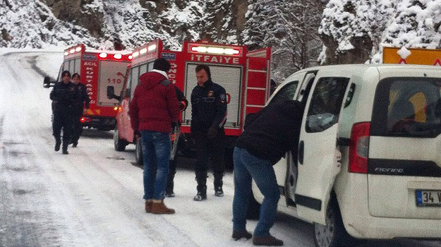 Trabzon'da çığ düşmesi olayında kurtarma çalışmaları devam ediyor