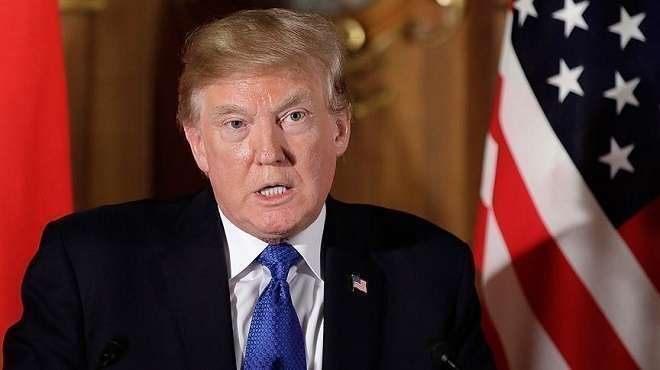 Trump'tan 'öğretmenleri silahlandırma' teklifi