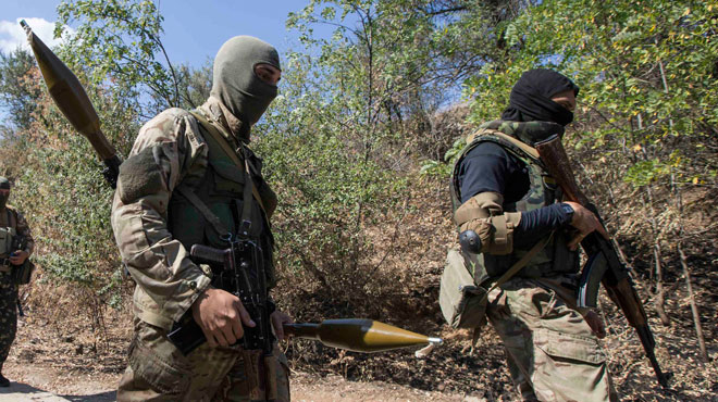 Ukrayna’da okul bahçesi ve sokağa top mermisi düştü