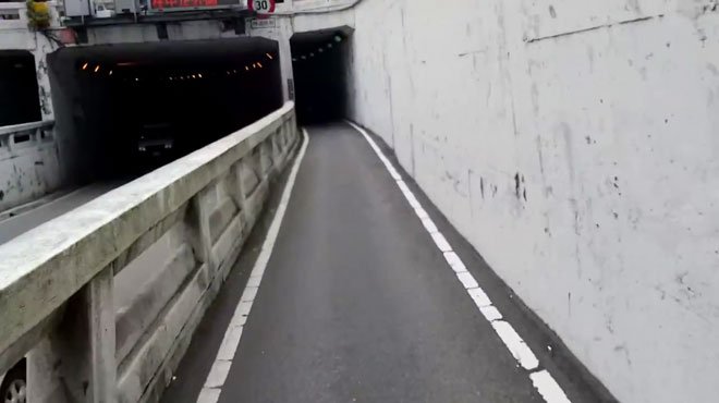 M13s kamera satışa sunuldu